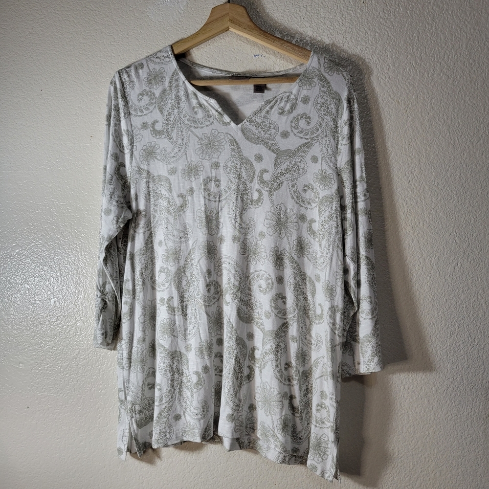 Easy wear by Chicos Parsley Print Top  NWT